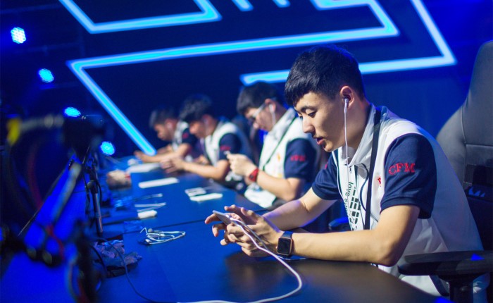 的专注与热 的专注与热