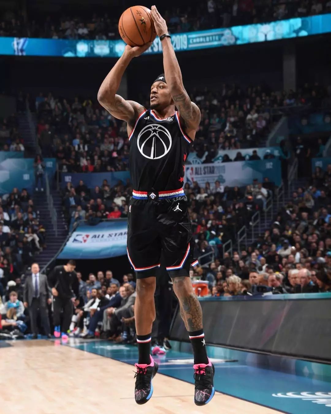 旷野里的猛 旷野里的猛