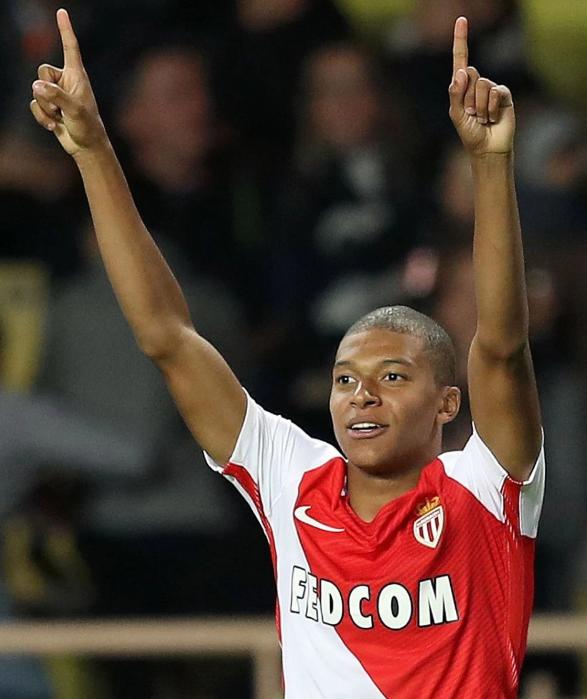 某中甲队曾 某中甲队曾