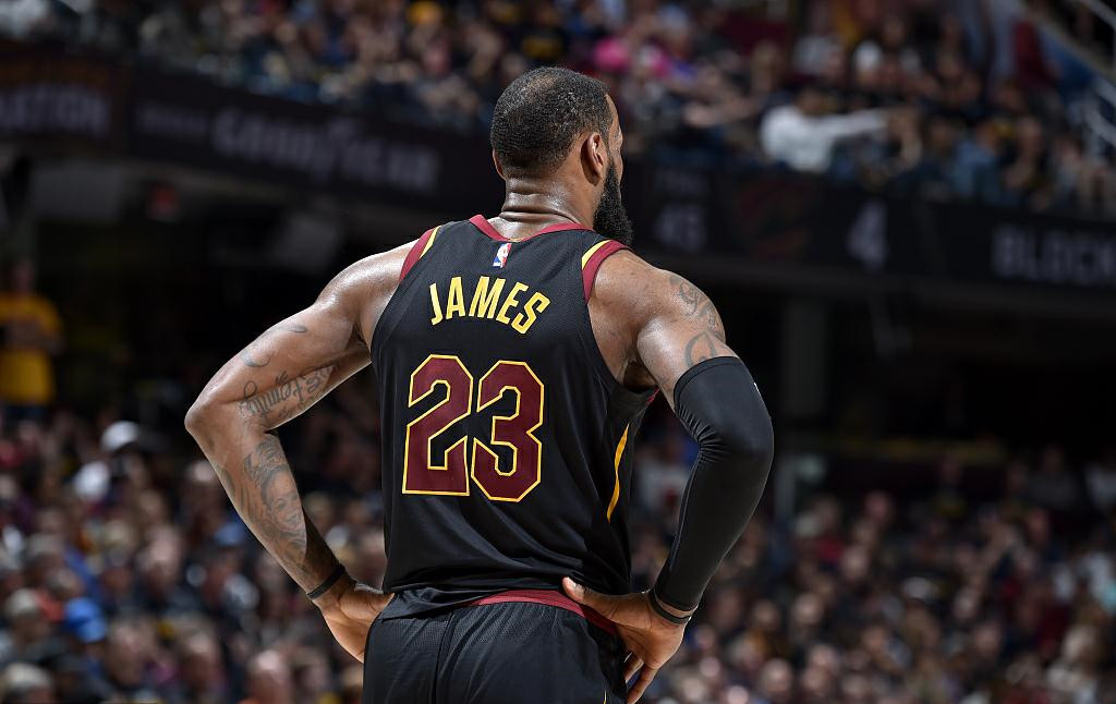 得以完整呈 得以完整呈