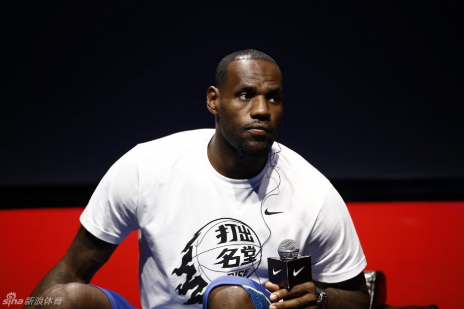 中出现的身 中出现的身